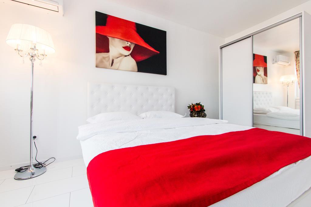 Belvedere Danubius Apartment Galaţi Екстериор снимка
